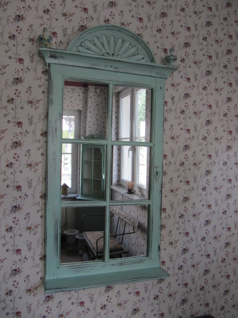 antiker spiegel im vintage stil